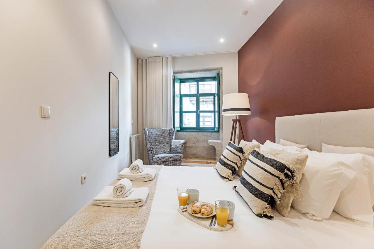 Brand New 4Br W/ 200Yrs Of History In Central Porto By Lovelystay Kültér fotó