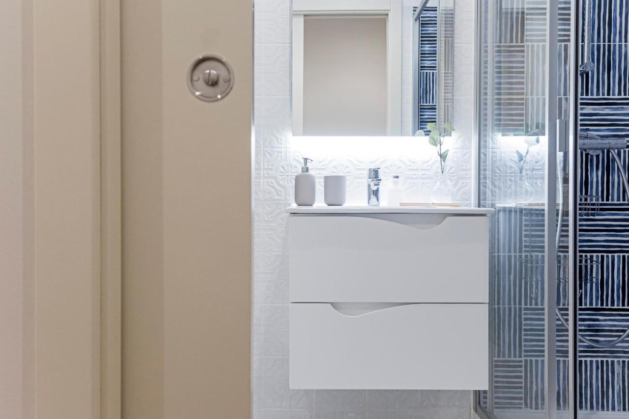 Brand New 4Br W/ 200Yrs Of History In Central Porto By Lovelystay Kültér fotó