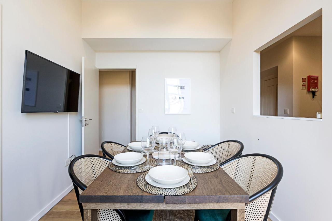 Brand New 4Br W/ 200Yrs Of History In Central Porto By Lovelystay Kültér fotó