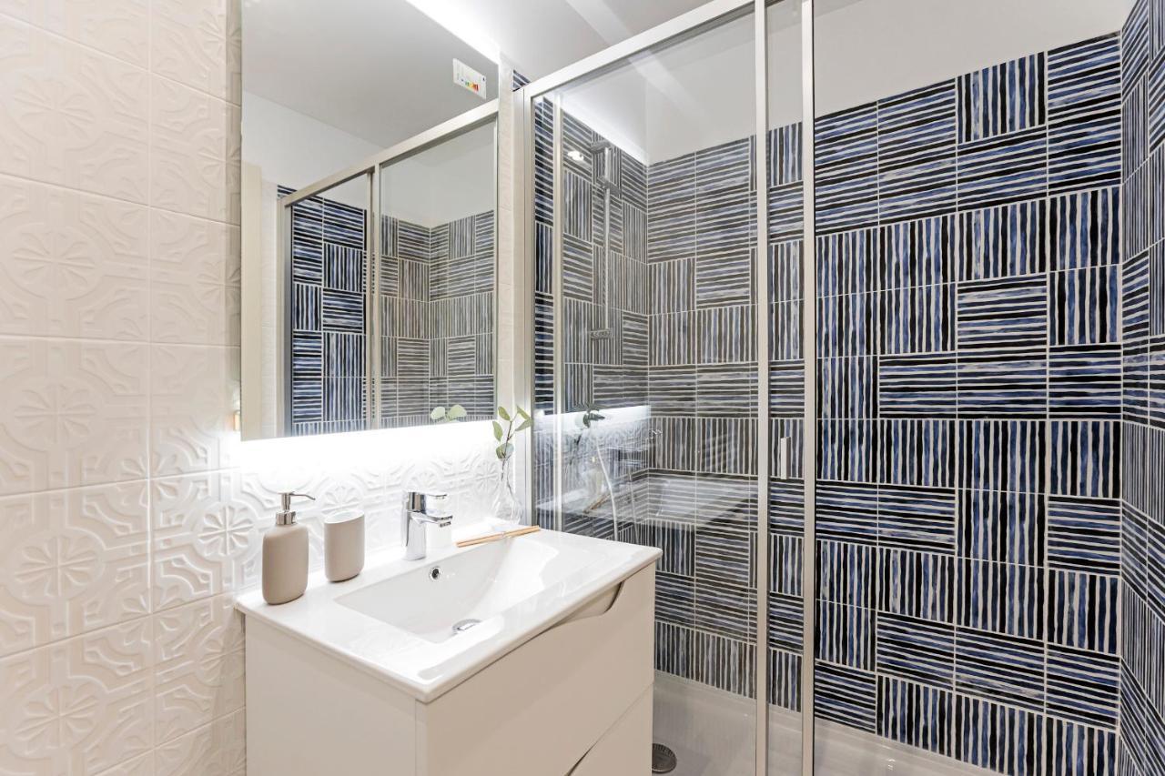 Brand New 4Br W/ 200Yrs Of History In Central Porto By Lovelystay Kültér fotó
